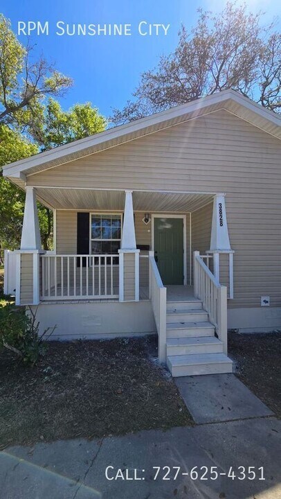 3828 18th Ave S in St. Petersburg, FL - Building Photo