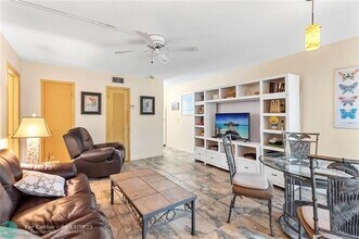 3225 NE 16th St in Pompano Beach, FL - Building Photo - Building Photo