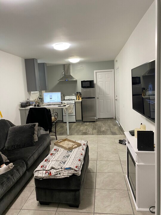 12351 Oxnard St, Unit B in North Hollywood, CA - Foto de edificio