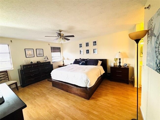 property at 2238 N Cypress Bend Dr