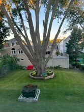 521-523 S Almond St, Unit 523 in Fall River, MA - Building Photo - Building Photo
