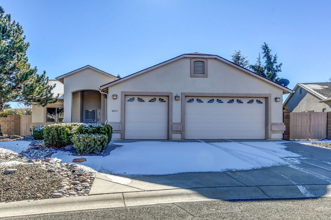 6923 E Kilkenny Pl in Prescott Valley, AZ - Building Photo