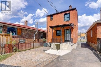56 Bicknell Ave in Toronto, ON - Building Photo - Building Photo