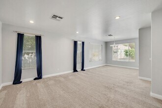 2922 E Lexington Ave in Gilbert, AZ - Foto de edificio - Building Photo