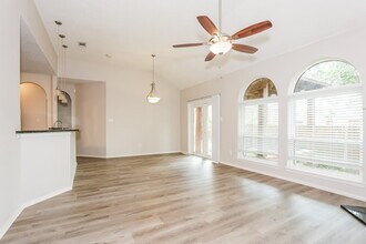 508 Blueberry Hill Ln in Mansfield, TX - Building Photo - Building Photo