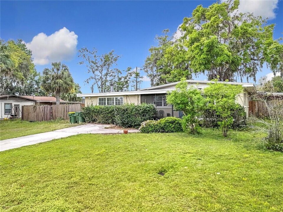 515 Scenic St in Leesburg, FL - Building Photo