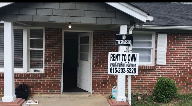 216 E High St in Woodbury, TN - Building Photo - Building Photo