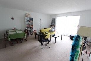 31 Belmont St, Unit 2 in Somerville, MA - Building Photo