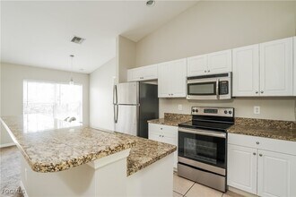 769 Gaylord Ave S in Lehigh Acres, FL - Building Photo - Building Photo