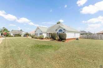 100 Apple Ct in Warner Robins, GA - Building Photo - Building Photo