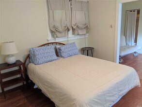 16640 Main St in Southold, NY - Building Photo - Building Photo