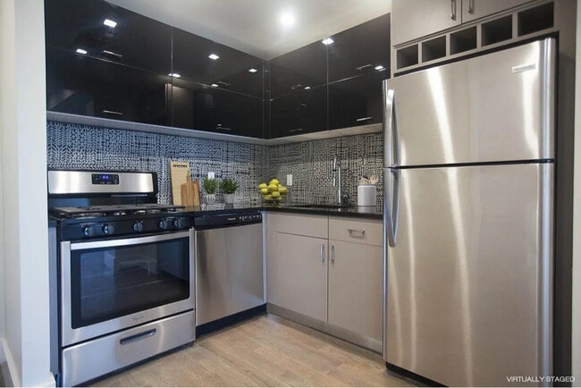 532 E 142nd St in Bronx, NY - Building Photo - Building Photo