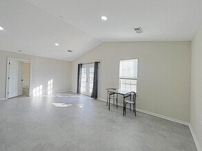 511 Climbing Rose Ct in Fountain Inn, SC - Building Photo - Building Photo