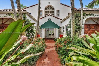 2516 San Domingo St in Coral Gables, FL - Building Photo - Building Photo