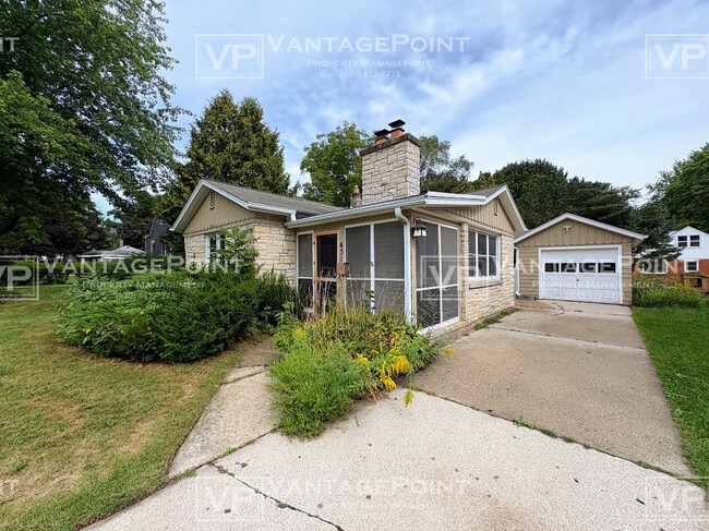 property at 431 E Mission Rd
