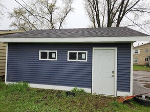 2834 Thomas Dr, Unit 2834 Thomas Dr in Eau Claire, WI - Building Photo - Building Photo