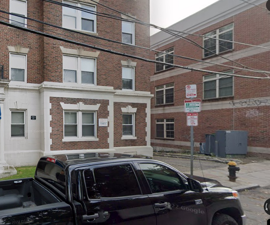 9 Gardner St, Unit 5 in Boston, MA - Foto de edificio