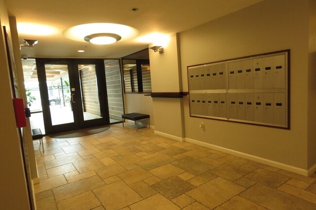 455 Vallejo St. in San Francisco, CA - Building Photo - Building Photo