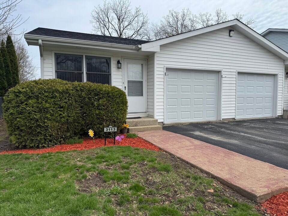 3113 Galilee Ave in Zion, IL - Building Photo