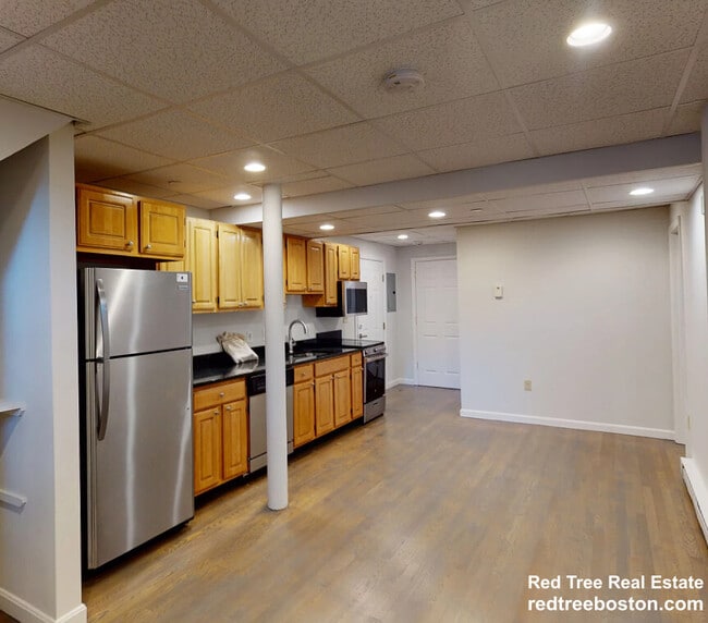 77 Park Dr in Boston, MA - Building Photo - Building Photo
