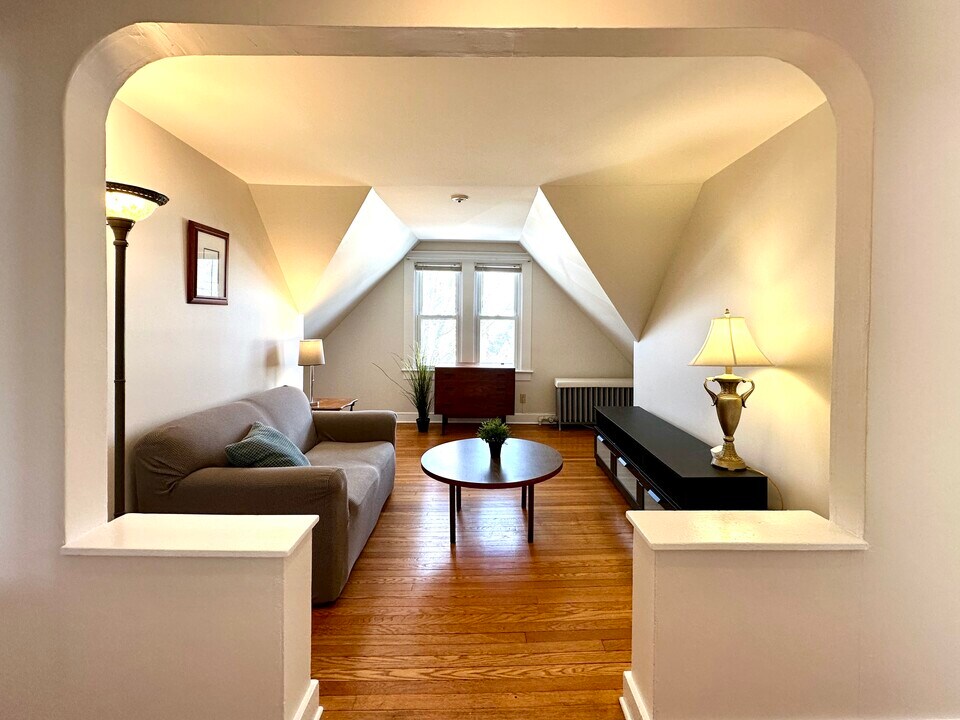 354 Humphrey St, Unit 3 in New Haven, CT - Building Photo