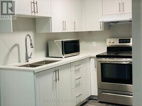 152 Sea Drifter Cres in Brampton, ON - Building Photo - Building Photo