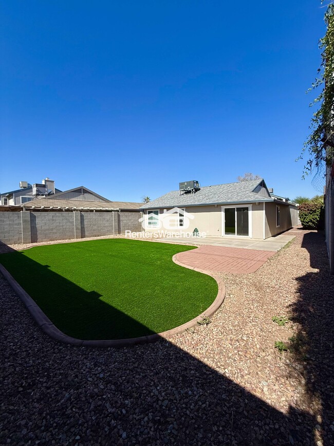 property at 7039 S 41st St