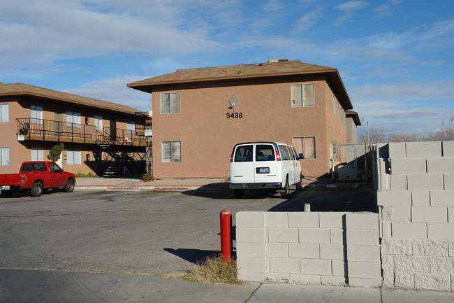 3438 Aristos Ave in North Las Vegas, NV - Building Photo - Building Photo