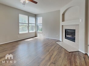 32003 Ashton Ln in Pinehurst, TX - Building Photo - Building Photo