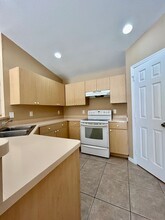 635 Hawthorne Ave S in Lehigh Acres, FL - Foto de edificio - Building Photo
