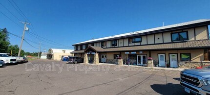 3947 E Calvary Rd in Duluth, MN - Building Photo - Building Photo