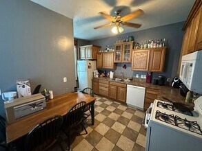 2317 Flora St in Cincinnati, OH - Building Photo - Building Photo