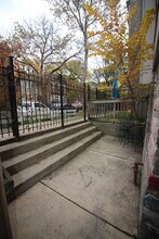 1408 N Maplewood Ave, Unit GDN in Chicago, IL - Foto de edificio - Building Photo