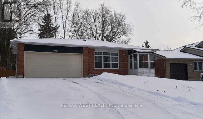 323 Centre St in Shelburne, ON - Building Photo - Building Photo