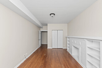 4447 N Hamlin Ave, Unit 2 in Chicago, IL - Building Photo - Building Photo