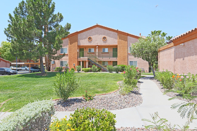 Mesa Verde Apartments in Las Vegas, NV - Building Photo - Building Photo