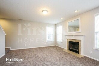 3483 LimeLight Ln in Whitestown, IN - Building Photo - Building Photo