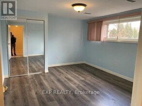 26 Knowland Dr in Toronto, ON - Building Photo - Building Photo