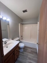 1905 12th St in Charleston, IL - Building Photo - Building Photo