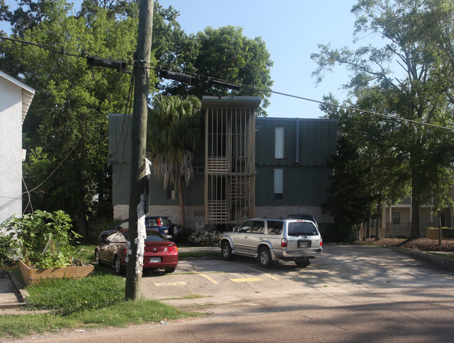 561 E State St in Baton Rouge, LA - Building Photo - Building Photo