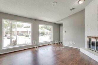 210 Kathleen Dr in Midwest City, OK - Building Photo - Building Photo