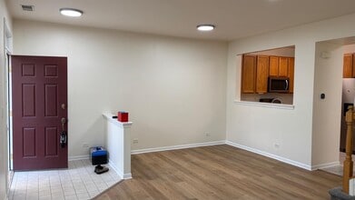 2486 Georgetown Cir in Aurora, IL - Building Photo - Building Photo