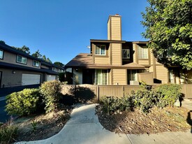 2321 S Mira Ct