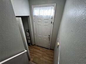 9141 Lee Vista Blvd, Unit 307 in Orlando, FL - Foto de edificio - Building Photo