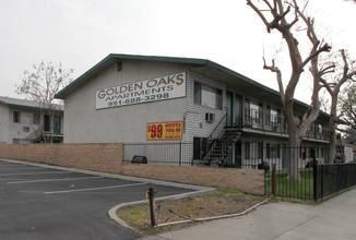 Golden Oaks in Riverside, CA - Foto de edificio - Building Photo