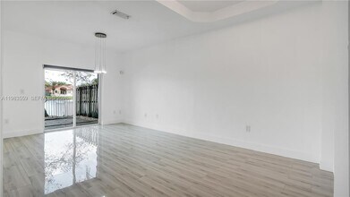 4991 SW 135th Ave in Miramar, FL - Building Photo - Building Photo