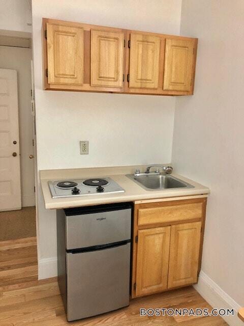 1061 Beacon St