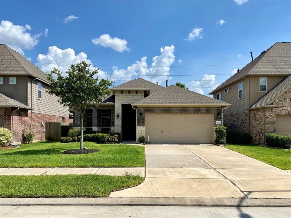 18923 Pine Harvest Ln in Richmond, TX - Building Photo