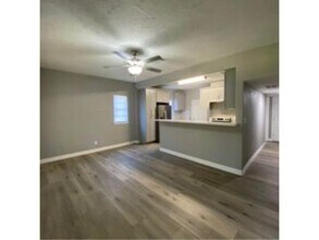 443 County Rd 3149 in Orange, TX - Building Photo - Building Photo