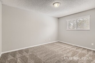 4606 Misty Dr in Colorado Springs, CO - Foto de edificio - Building Photo